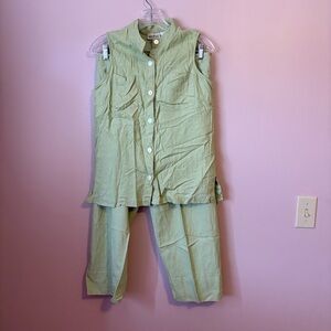 White Stag Vintage Linen Blend Top (small) and Cropped Pants (medium)